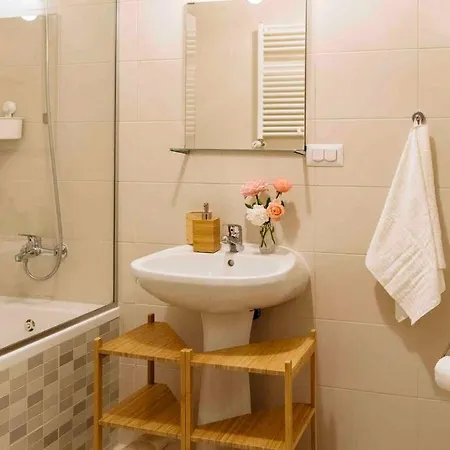 Apartment Vivando - Stylish Studio C + Parking Bucharest