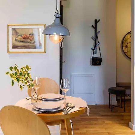 Vivando - Stylish Studio C + Parking *