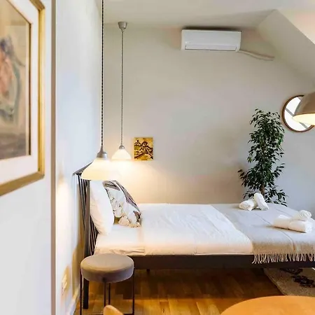 Vivando - Stylish Studio C + Parking * Bukarest