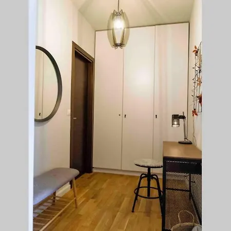 Vivando - Stylish Studio C + Parking * Bukarest