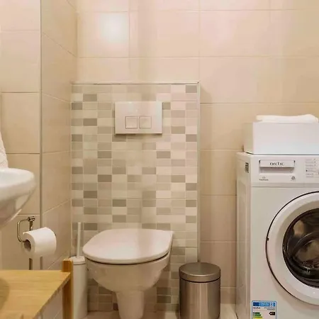 Vivando - Stylish Studio C + Parking * Bukarest